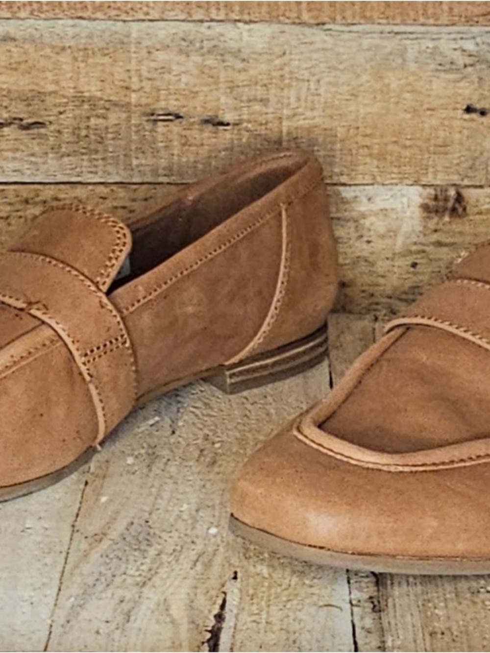 Tom Tan Leather Loafers